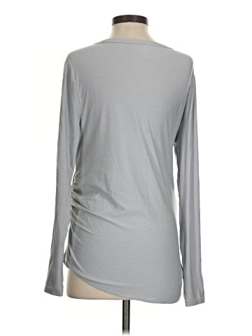Old Navy - Maternity Long Sleeve T-Shirt (view 2)
