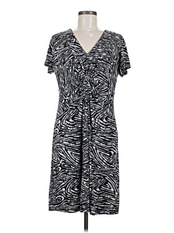 Daisy Fuentes Casual Dress (view 1)