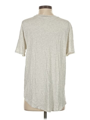Maurices Short Sleeve T-Shirt (view 2)