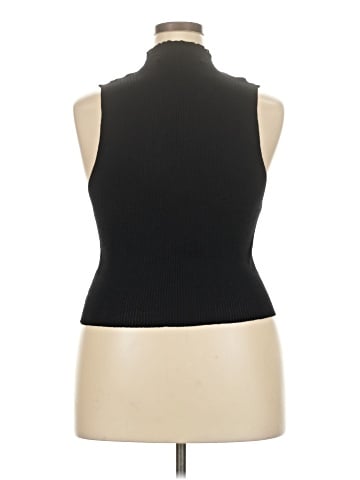Lioness Sleeveless Top (view 2)