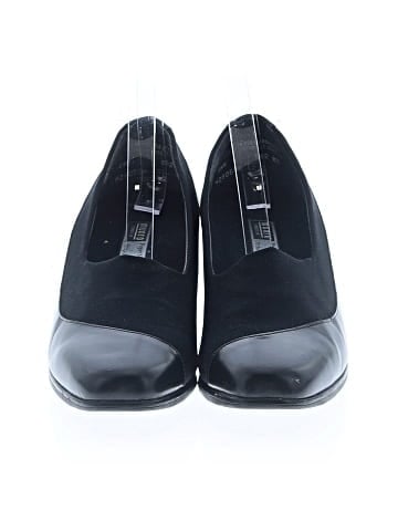 Munro American Heels (view 2)