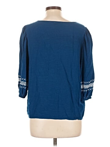 Elizabeth and James 3/4 Sleeve Blouse (view 2)