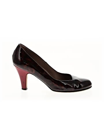 Anyi Lu Heels (view 1)