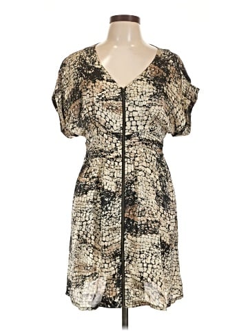 CAROLINA WILLIAMSON Casual Dress (view 1)