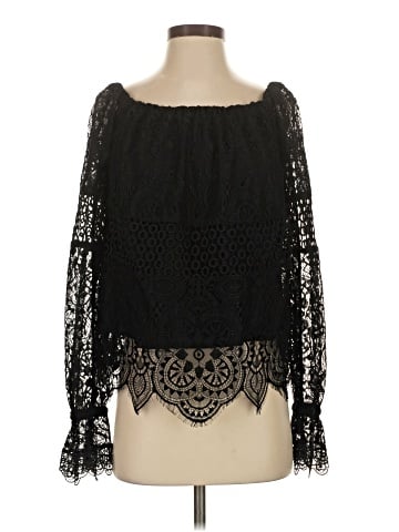 Kendall & Kylie 3/4 Sleeve Blouse (view 1)