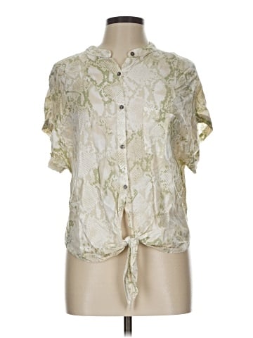 Karlie Short Sleeve Blouse (view 1)