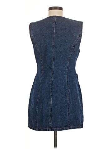 Lioness Casual Dress (view 2)
