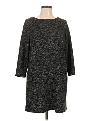 Lilis Closet Pullover Sweater (view 1)