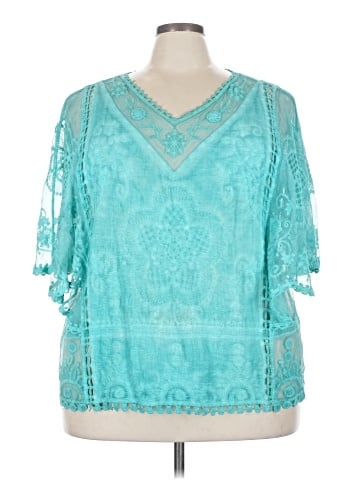 Kindred 3/4 Sleeve Blouse (view 1)