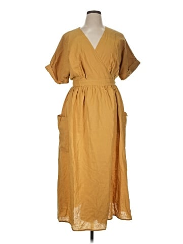 Urban Outfitters Casual Dress (view 1)