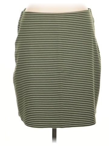 Old Navy Casual Skirt (view 1)