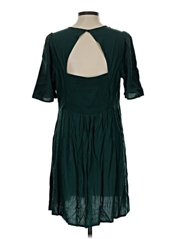 Old Navy Casual Dress (view 2)