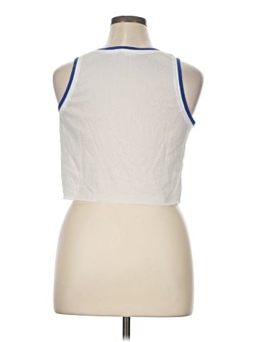 Derek Heart Sleeveless Top (view 2)