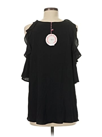 Umgee Sleeveless Blouse (view 2)