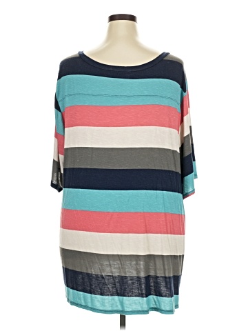 Lularoe 3/4 Sleeve T-Shirt (view 2)