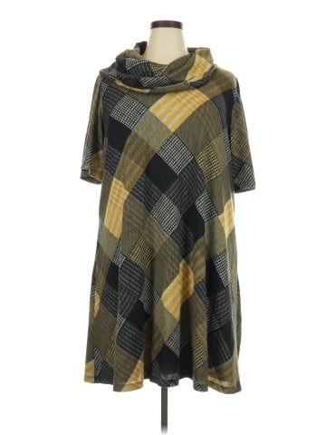 Sandra Darren Casual Dress (view 1)