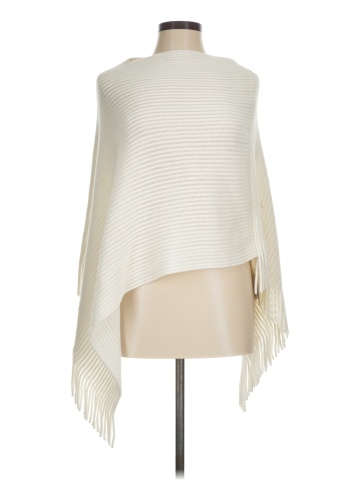 V.Fraas Poncho (view 1)