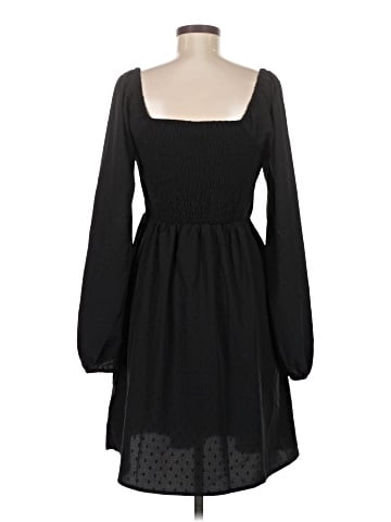 Old Navy Casual Dress (view 2)