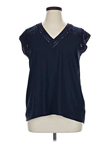 Outback Red Short Sleeve Top (view 1)