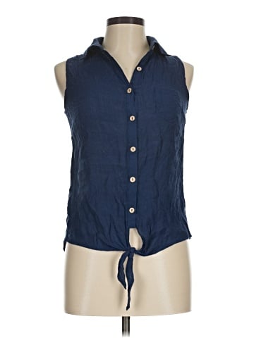 E&M Collection Sleeveless Button-Down Shirt (view 1)