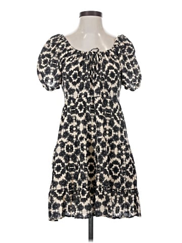 Amour Vert Casual Dress (view 1)