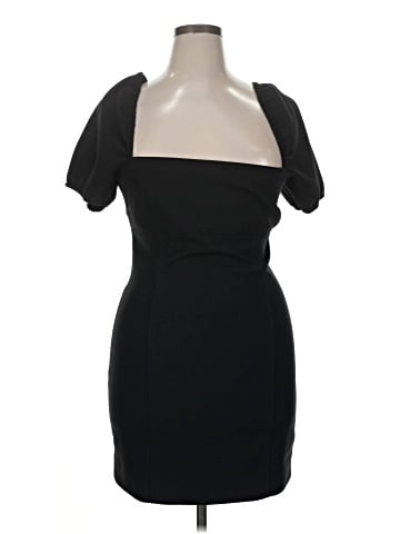 Cinq à Sept Cocktail Dress (view 1)