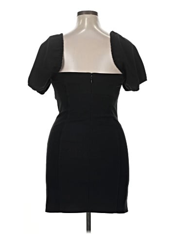 Cinq à Sept Cocktail Dress (view 2)