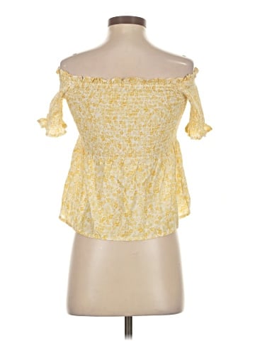 Francesca's Short Sleeve Blouse (view 2)