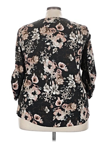Mileage 3/4 Sleeve Blouse (view 2)