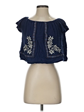 Romeo & Juliet Couture Short Sleeve Blouse