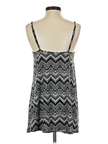 Xhilaration Sleeveless Top (view 2)