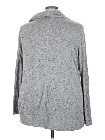 LIVI Active Pullover Sweater (view 2)