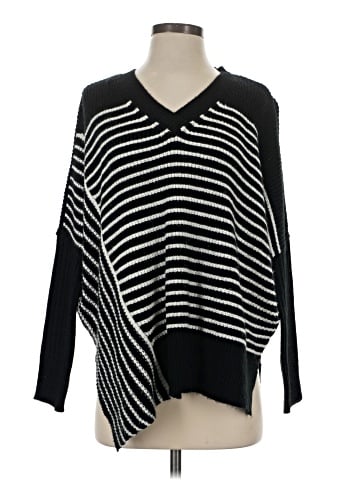Romeo & Juliet Couture Pullover Sweater (view 1)