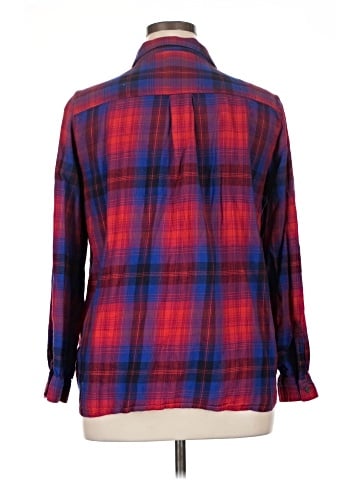Gap Outlet Long Sleeve Button-Down Shirt (view 2)