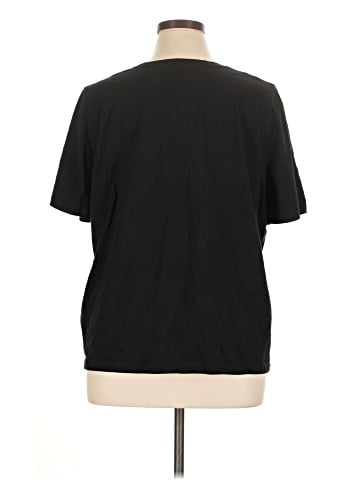 Liz & Me Short Sleeve T-Shirt (view 2)