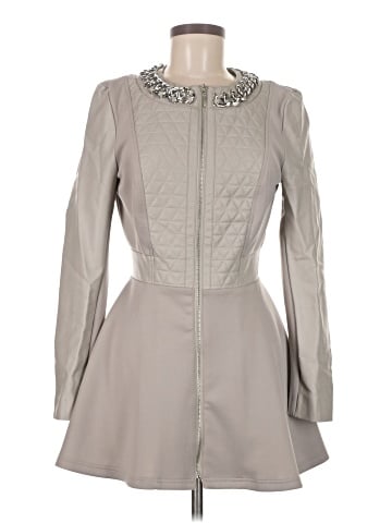 Venus Coat (view 1)