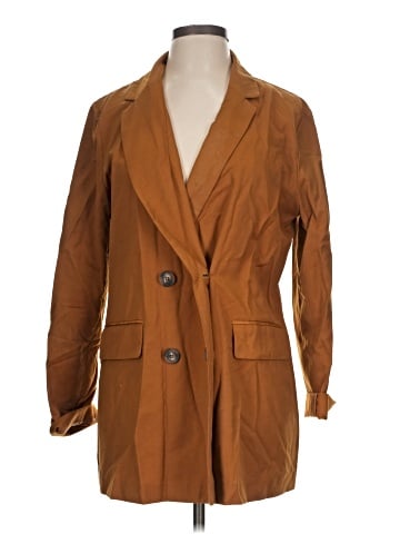 Elizabeth and James Trenchcoat (view 1)