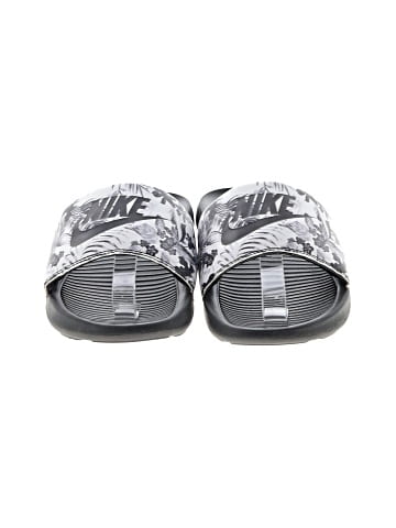 Nike Flats (view 2)