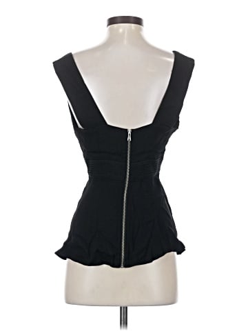 Trouve Sleeveless Blouse (view 2)