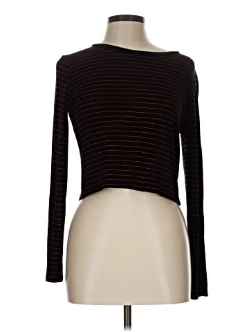 Trafaluc by Zara Long Sleeve T-Shirt (view 1)