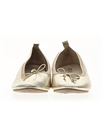 Kenneth Cole REACTION Flats (view 2)