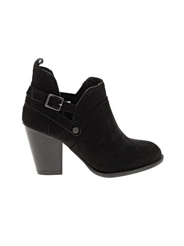 Daisy Fuentes Ankle Boots (view 1)