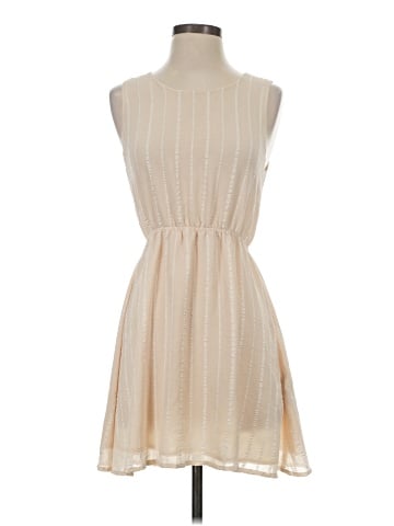 Forever 21 Casual Dress (view 1)