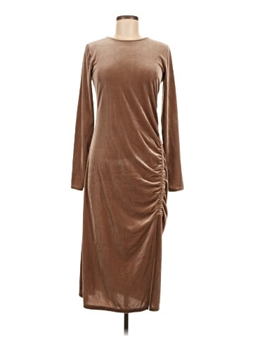 Old Navy Casual Dress (view 1)