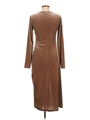 Old Navy Casual Dress (view 2)