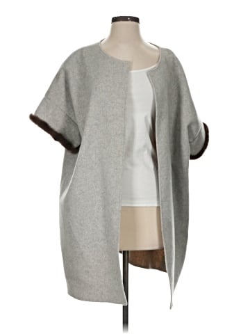 Vilagallo Poncho (view 1)
