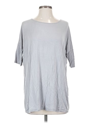 Emma's Closet Short Sleeve Top (view 1)