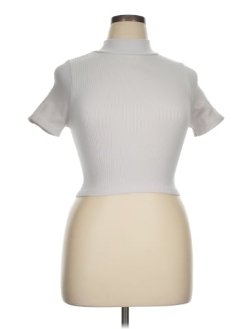 Boo Hoo Short Sleeve T-Shirt (view 1)