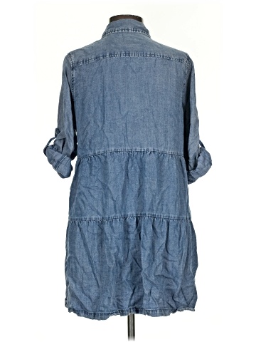 Velvet Heart 3/4 Sleeve Button-Down Shirt (view 2)