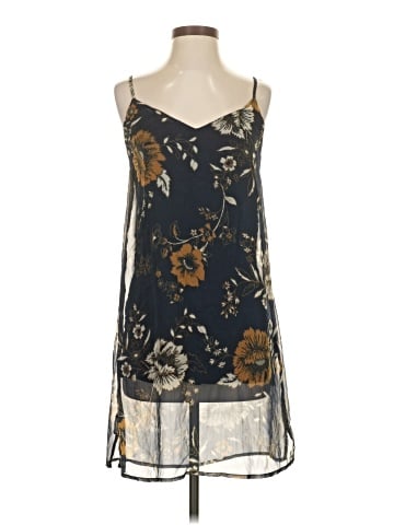 Kendall & Kylie Casual Dress (view 1)